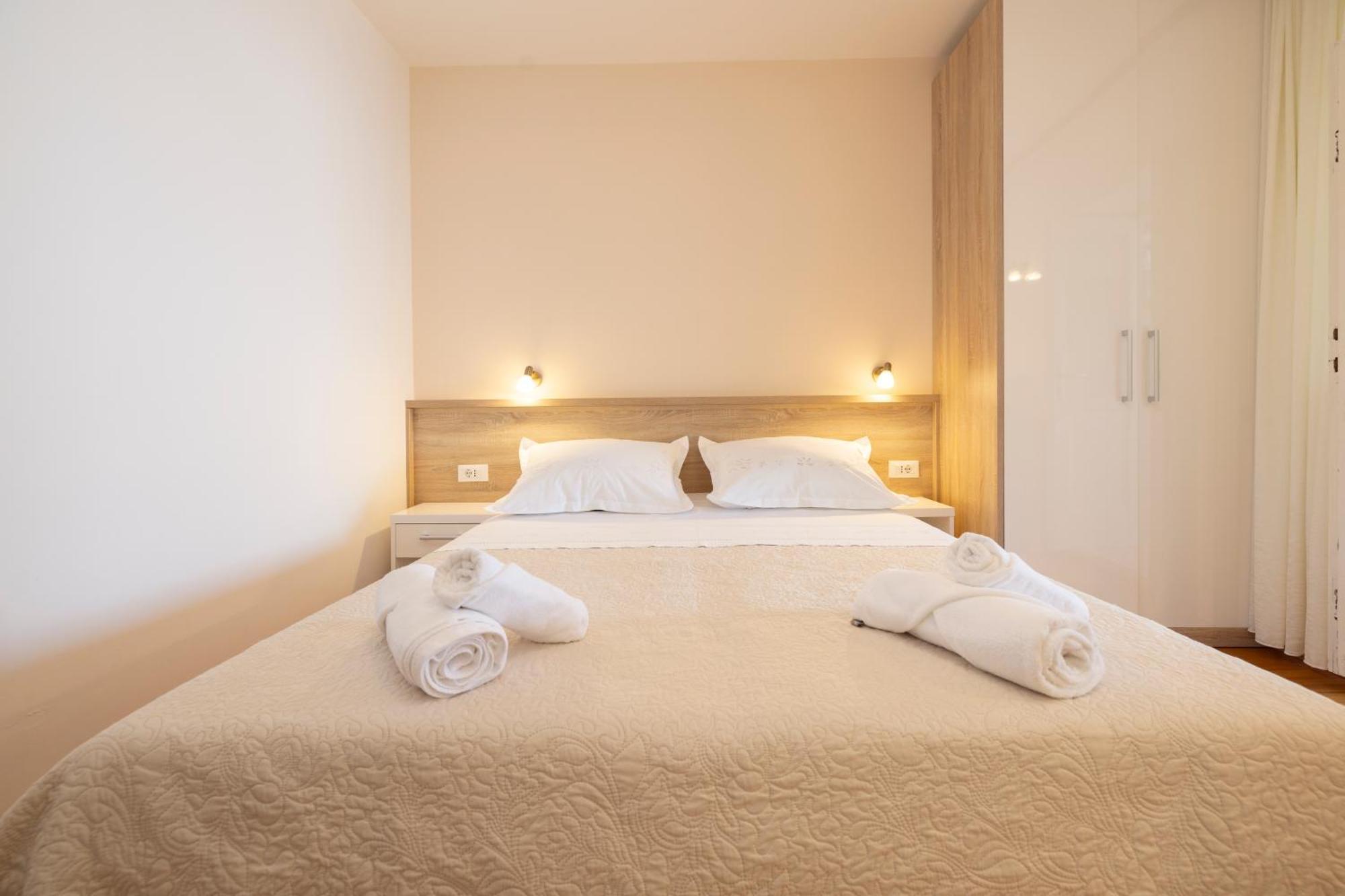Apartmans Lale Brela Ngoại thất bức ảnh