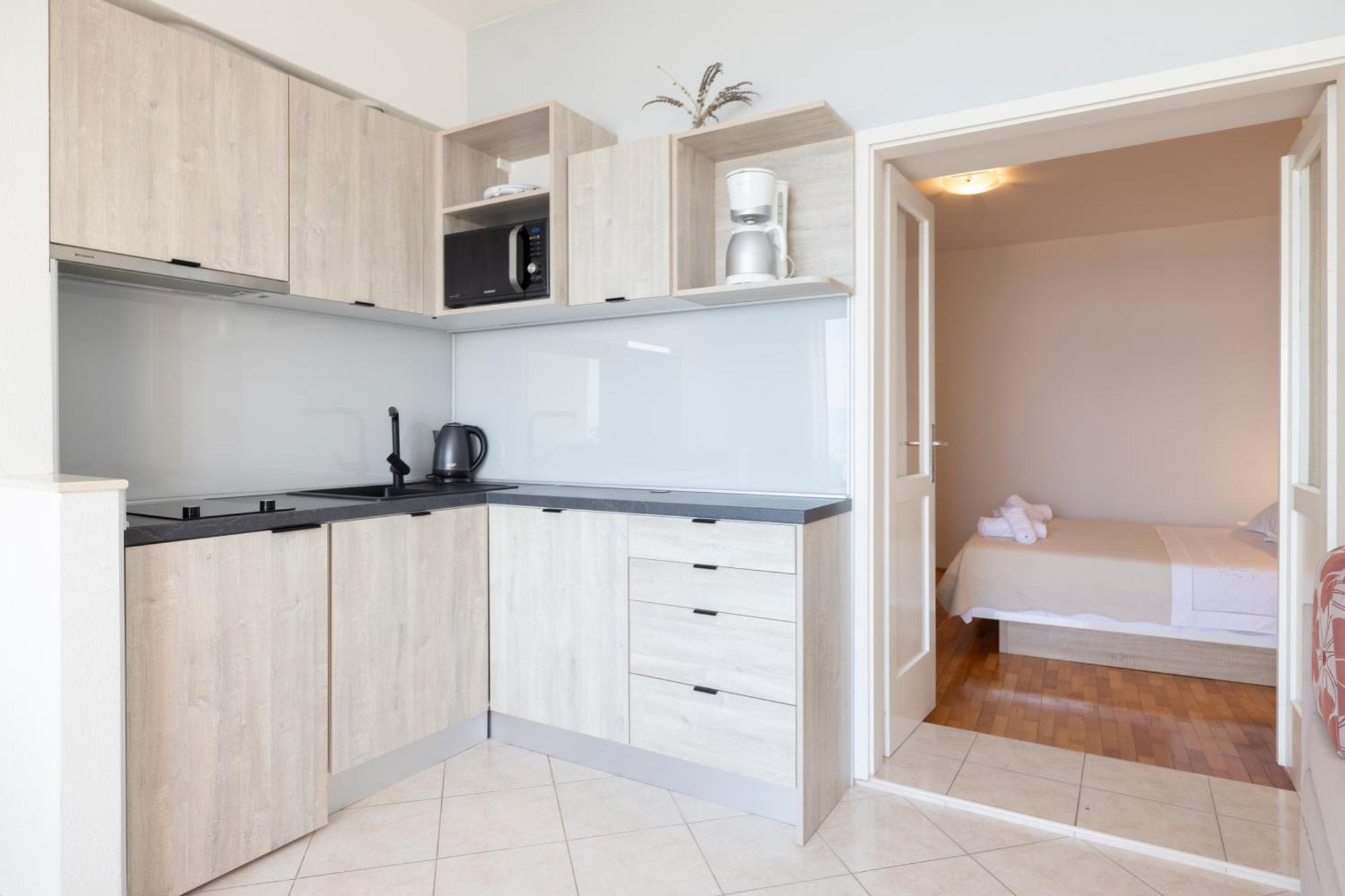 Apartmans Lale Brela Ngoại thất bức ảnh