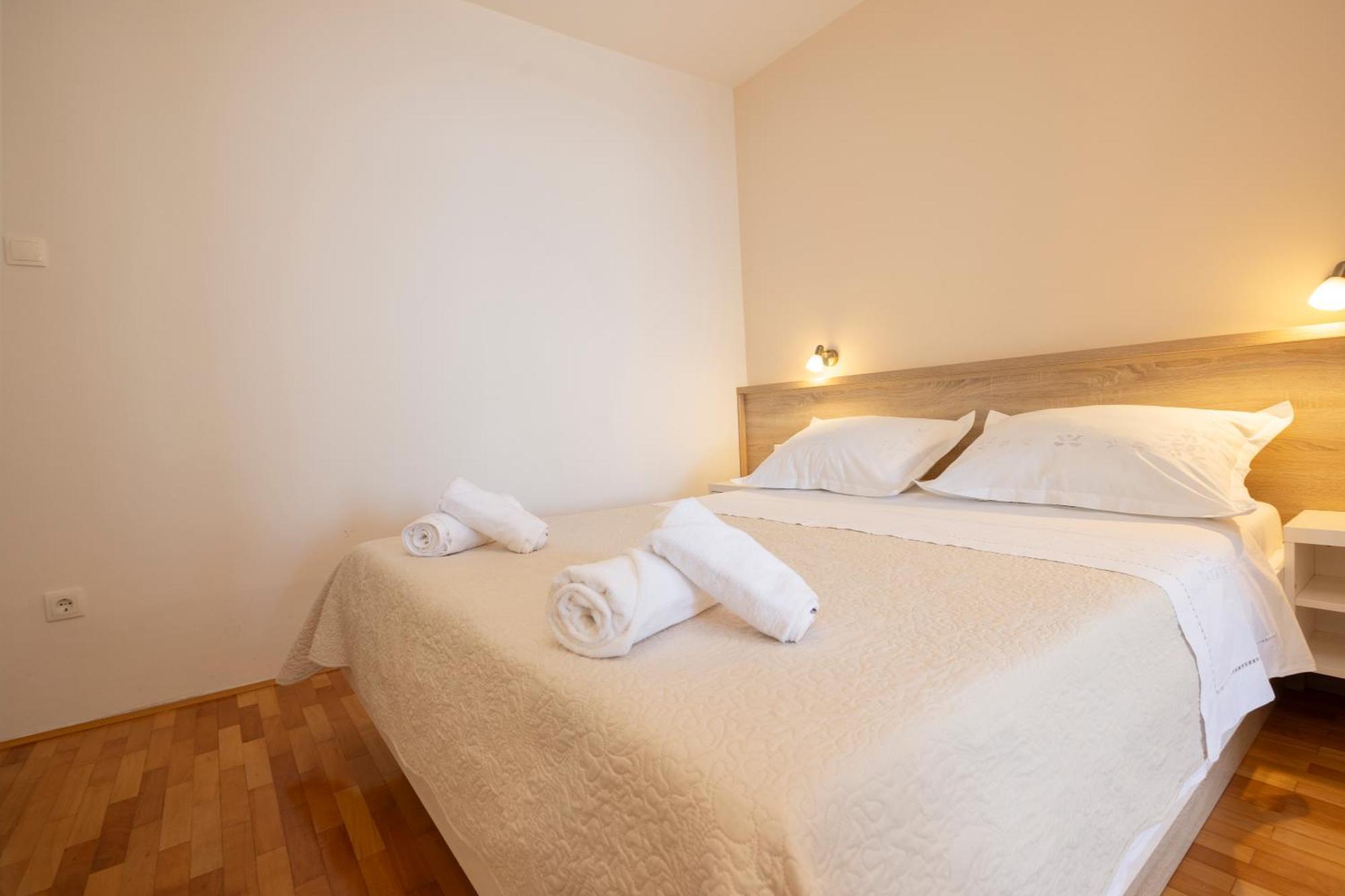 Apartmans Lale Brela Ngoại thất bức ảnh
